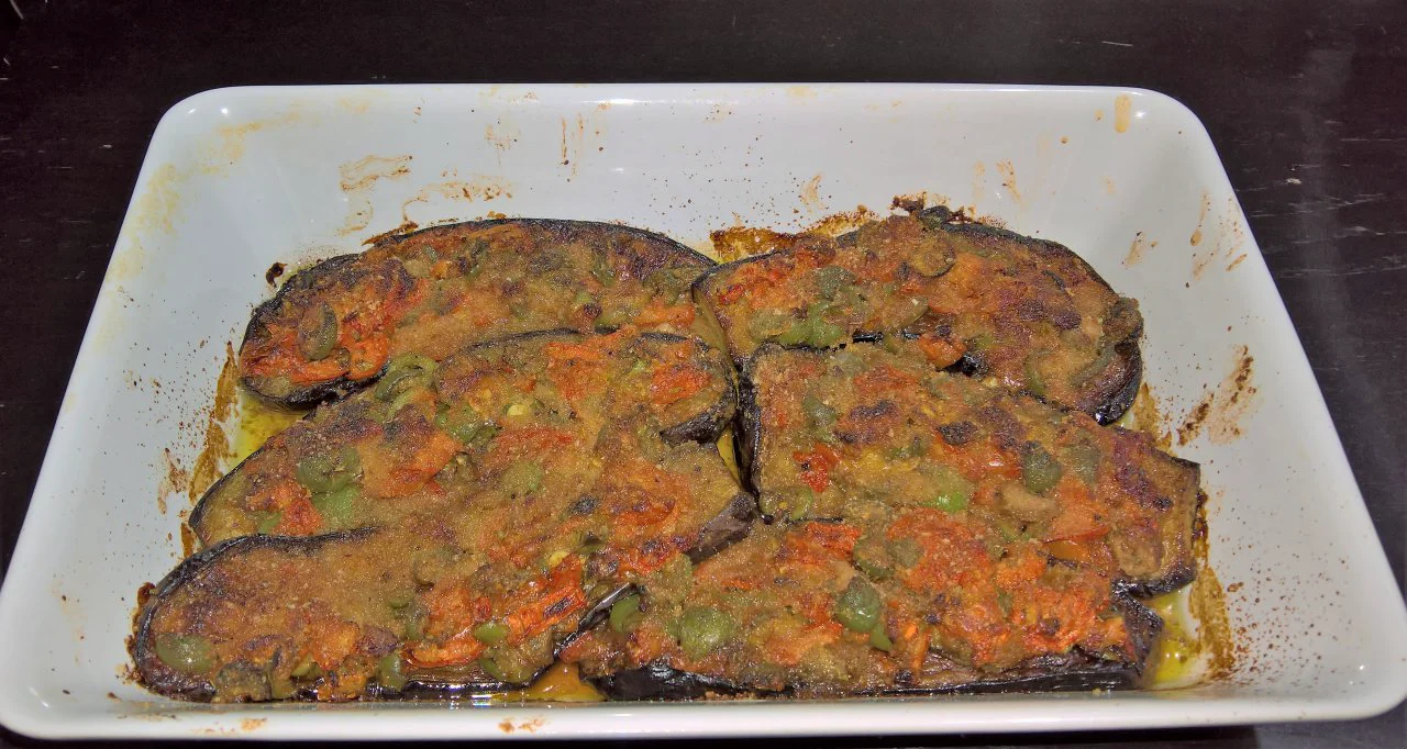 Melanzane ripiene dolce metà
